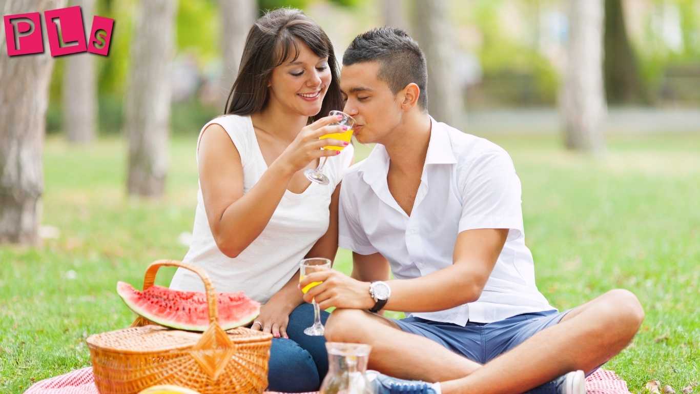 10 Romantic Picnic Ideas For Couples To Enjoy Quality Time Together